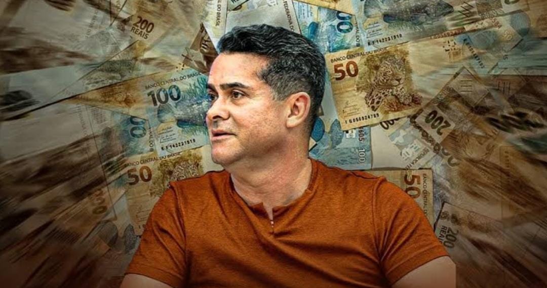 A pouco mais de um mês de David Almeida abandonar a prefeitura, cofre esvazia e chega a três semanas sem novos contratos