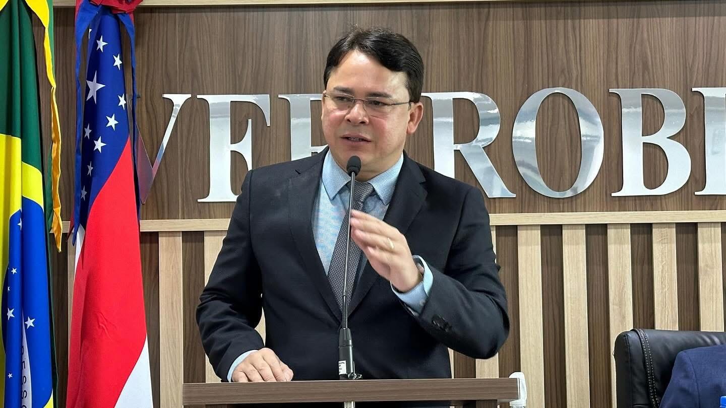 Ex-prefeito de Coari, Keitton Pinheiro, é condenado por rejeição de contas e fica fora da disputa eleitoral