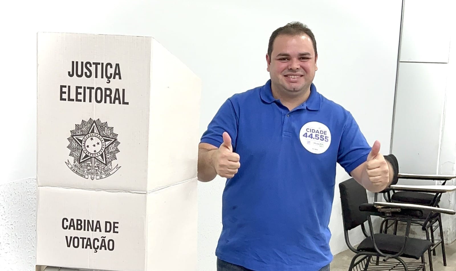 Justiça Eleitoral pune Roberto Cidade
