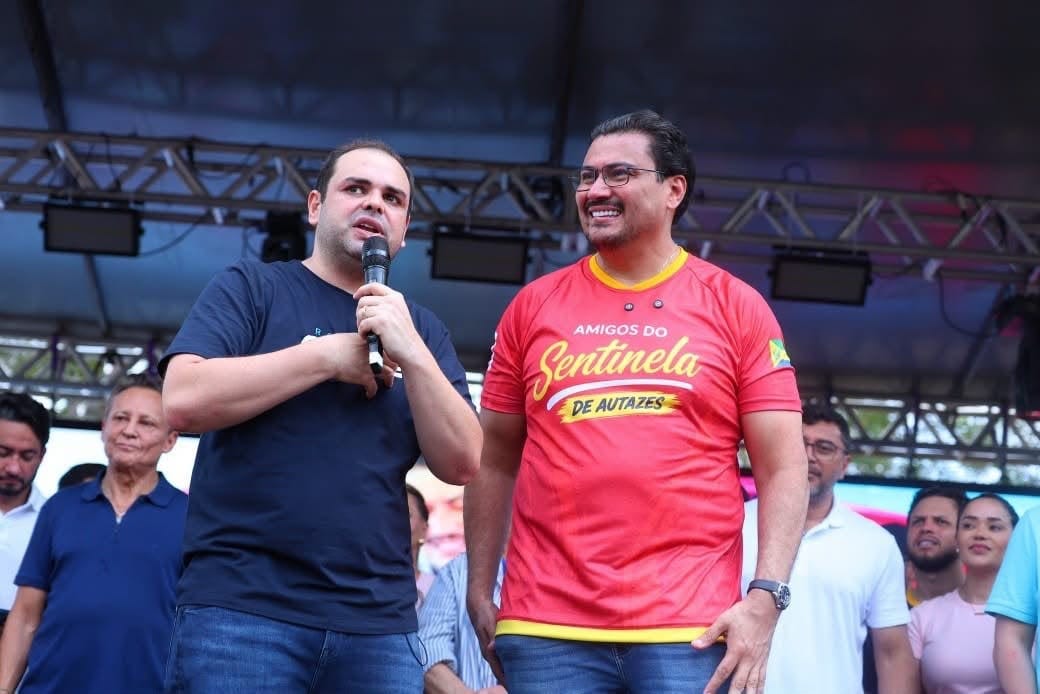 Thomé Neto aditiva contrato de R$ 11,3 milhões com empresa da família de Roberto Cidade